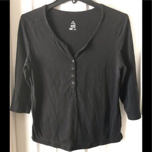 ALPINE DESIGN WOMENS VNECK TOP 
SZ LARGE